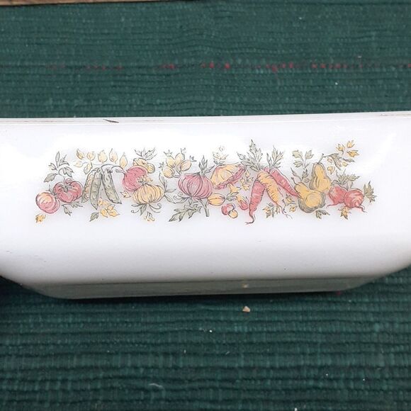 VTG Anchor Hocking Fire King Spice of Life  Pattern 1 qt. Loaf/Casserol… - Picture 2 of 7